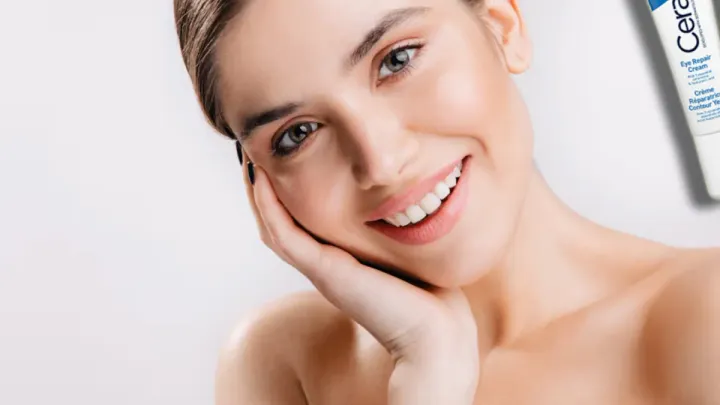 Productos CeraVe Moisturizing Cream y Foaming Cleanser sobre fondo claro