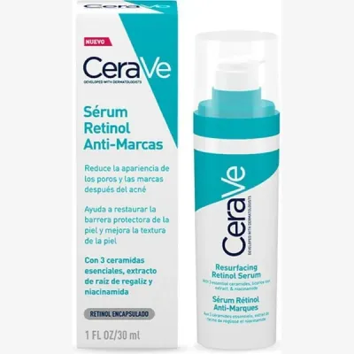 Frasco con dosificador del CeraVe Resurfacing Retinol Serum de 30 ml, etiqueta blanca y azul